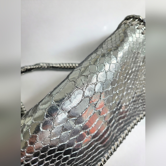 Stella McCartney Silver Metallic Eco Python Falabella Crossbody Bag - Picture 2 of 11